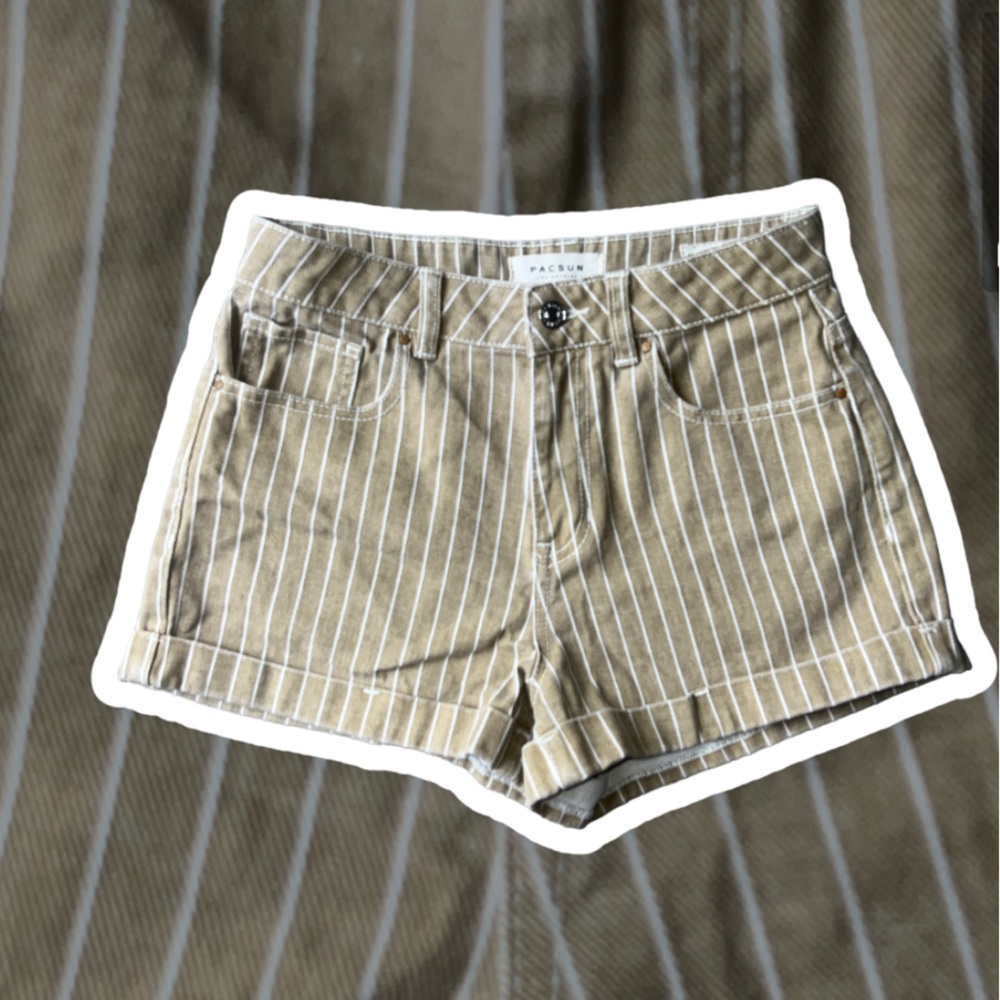 Pacsun high waisted mom shorts